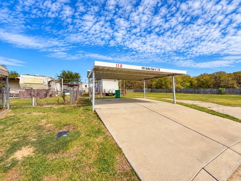 Photo of 118 Gulls Cut North, Baytown, TX 77523 (MLS # 38695510)