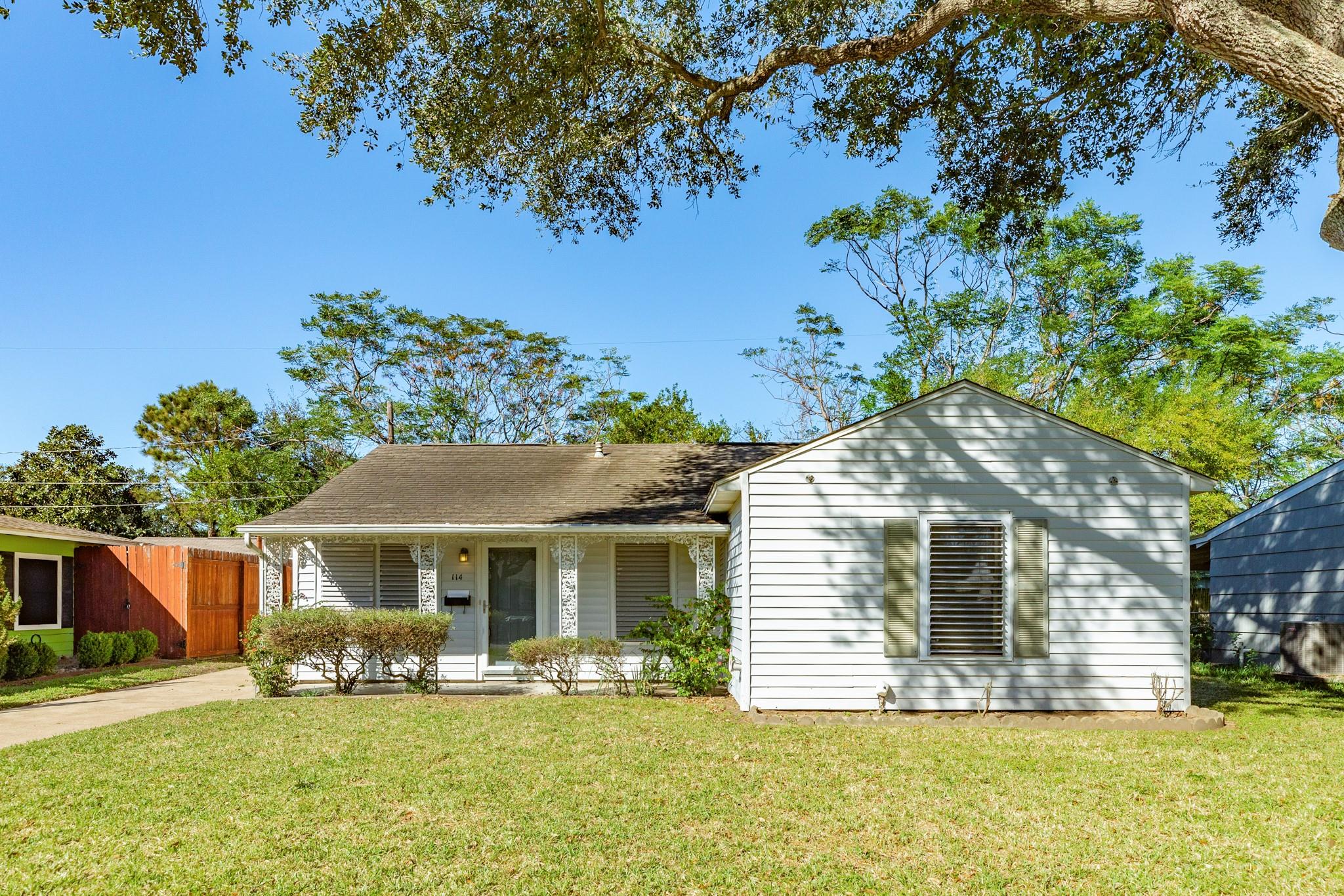 114 Tarpon Avenue