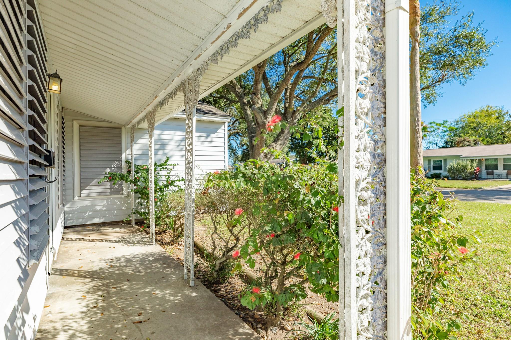 114 Tarpon Avenue