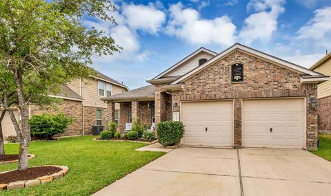 Photo of 18611 Bristol Point Lane, Tomball, TX 77377 (MLS # 85539603)