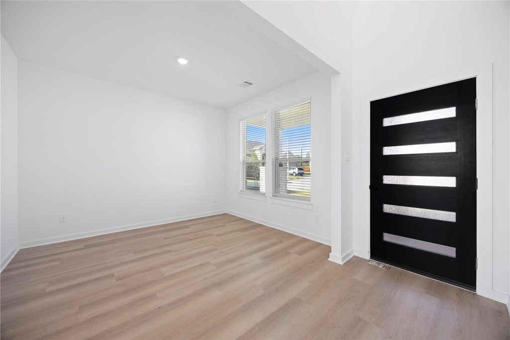 Photo of 431 Kendall Crest Drive, Alvin, TX 77511 (MLS # 90764004)