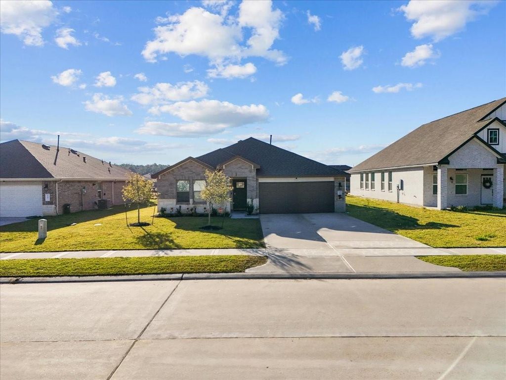 Photo of 111 Bunker Hill Court, Anahuac, TX 77514 (MLS # 63491480)