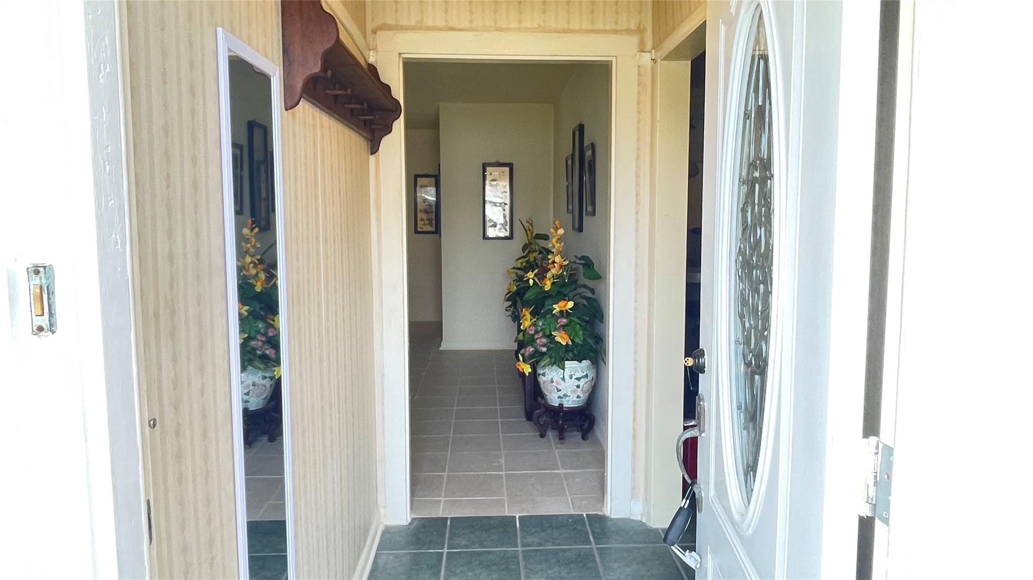 17 Manor Way