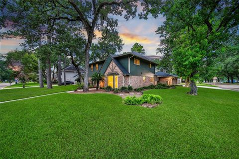 Photo of 19431 Joanleigh Drive, Spring, TX 77388 (MLS # 8831401) Photo of 19431 Joanleigh Drive, Spring, TX 77388 (MLS # 8831401)