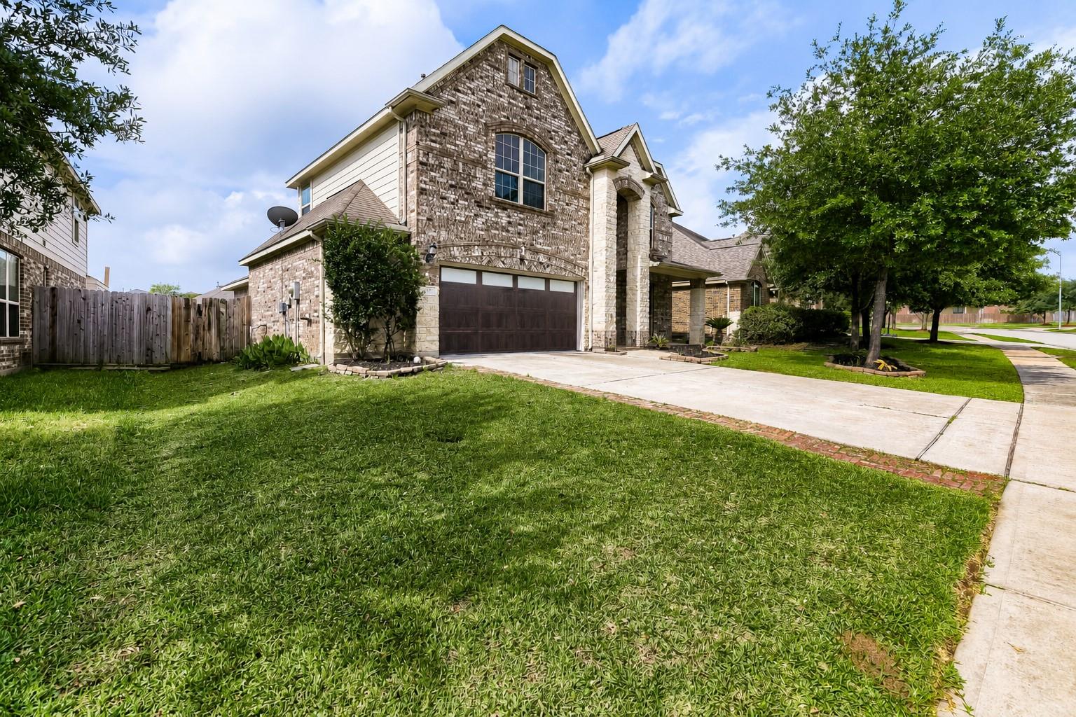 8410 Misty Mountain Trail Lane