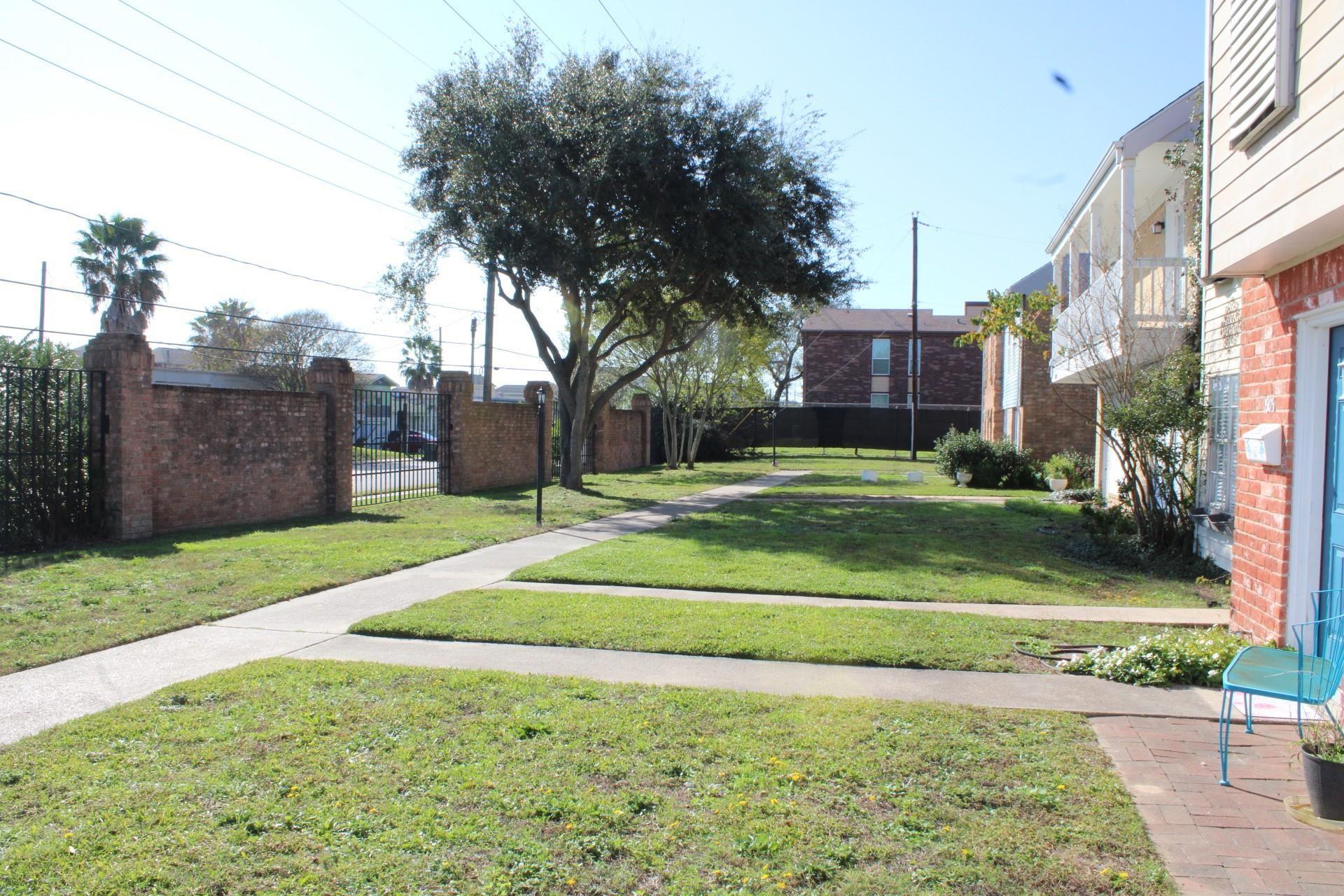 1901 Back Bay Drive