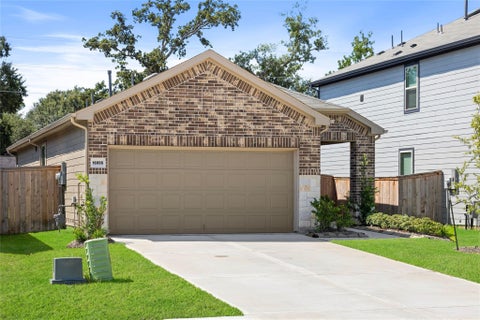 Photo of 16956 Juniper Blossom Bend, Conroe, TX 77302 (MLS # 36742189)