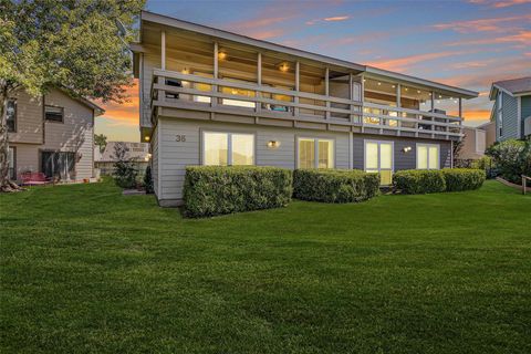 Photo of 36 April Point Drive N, Montgomery, TX 77356 (MLS # 97190575)