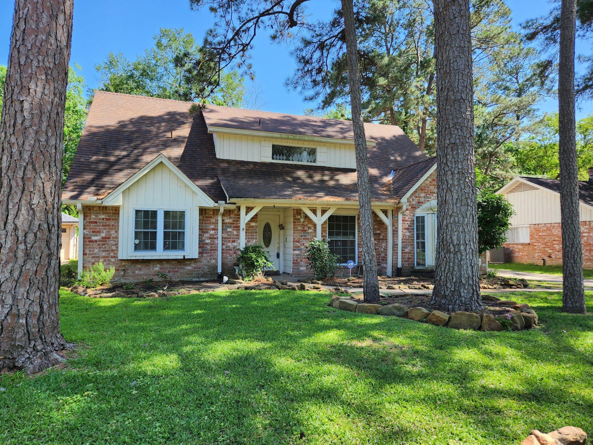 2322 Deer Valley Drive