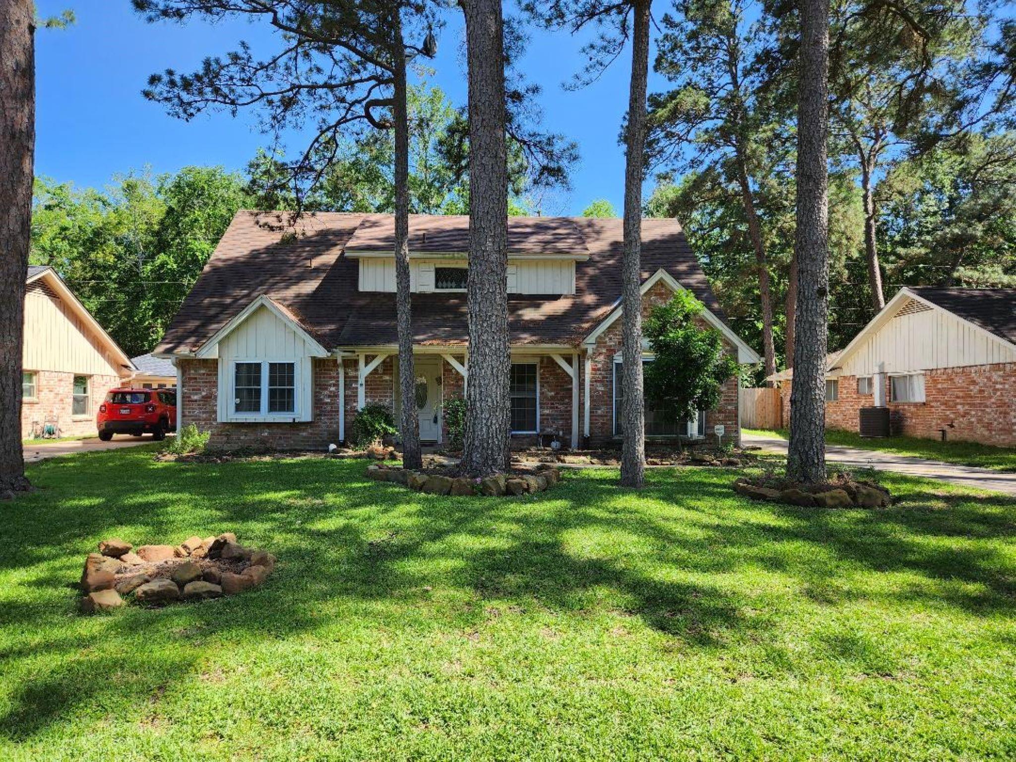 2322 Deer Valley Drive