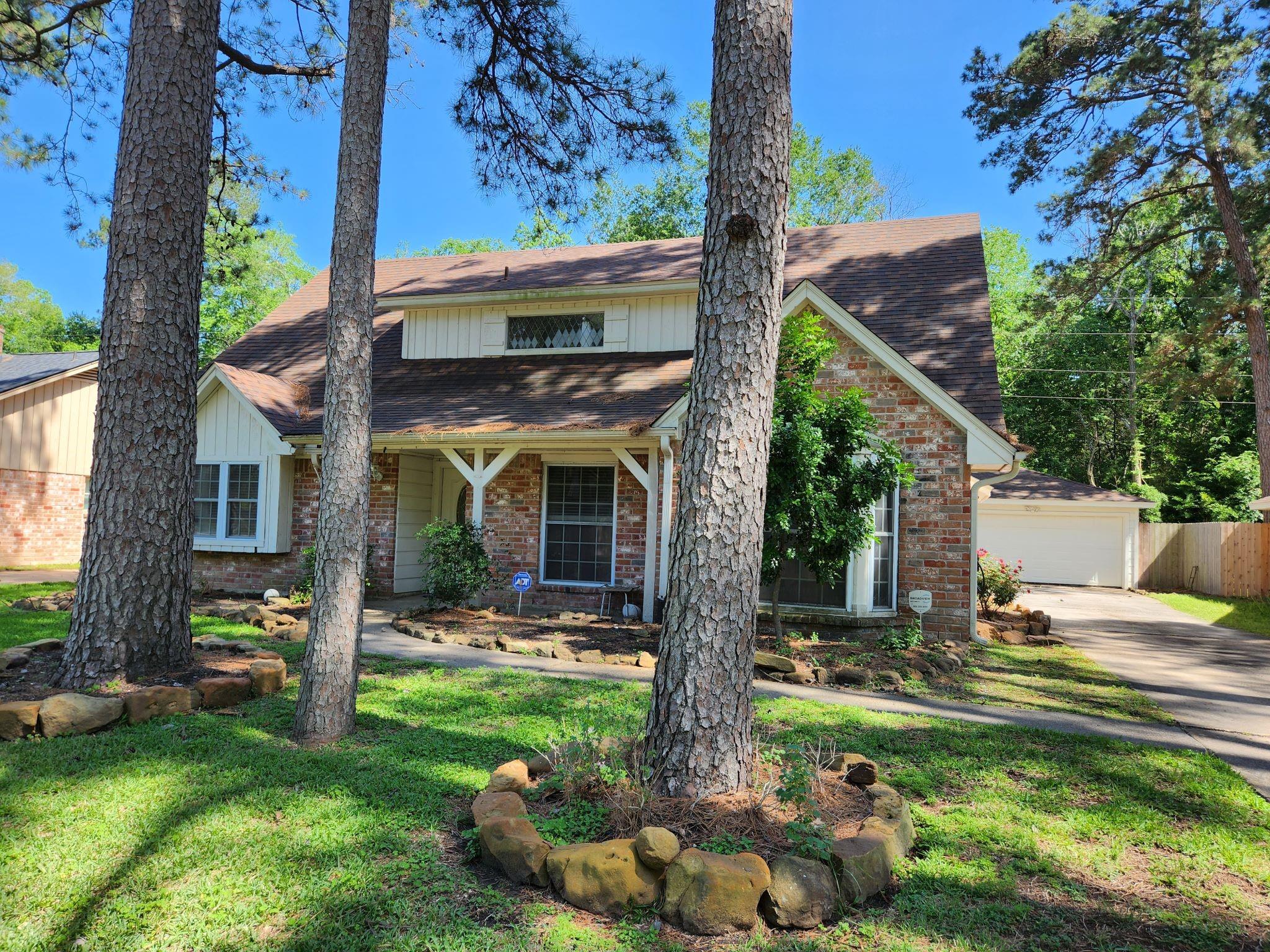 2322 Deer Valley Drive