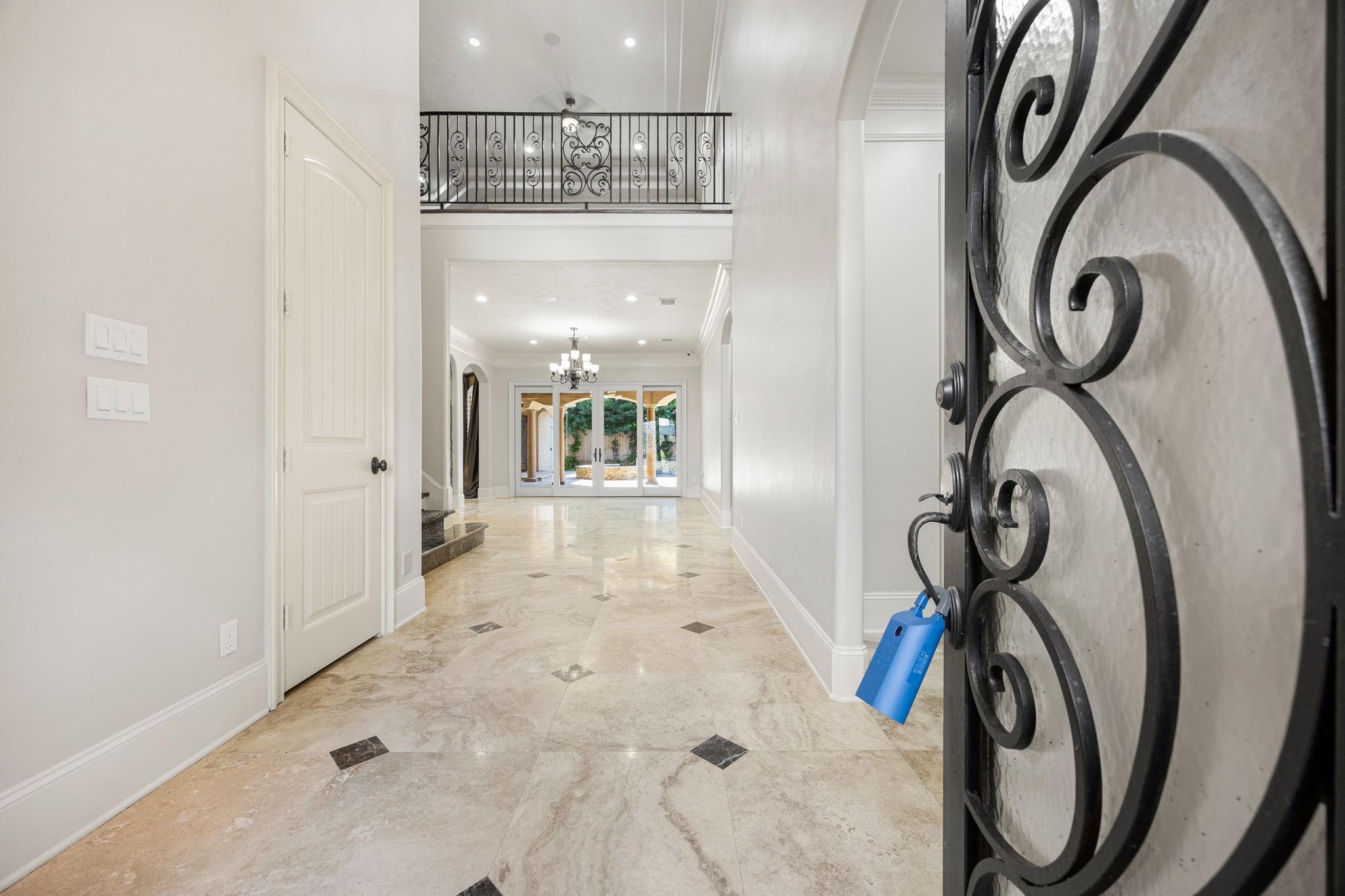 1711 Oak Shade Drive