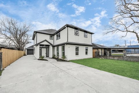 1313 Avenue G South Houston TX 77587