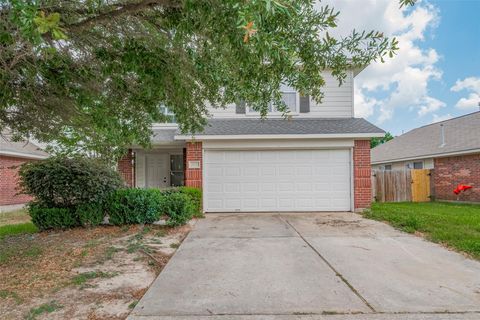Photo of 9926 Myrtle Field Lane, Houston, TX 77044 (MLS # 34614476)