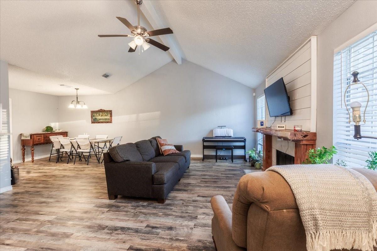 22618 Powell House Lane