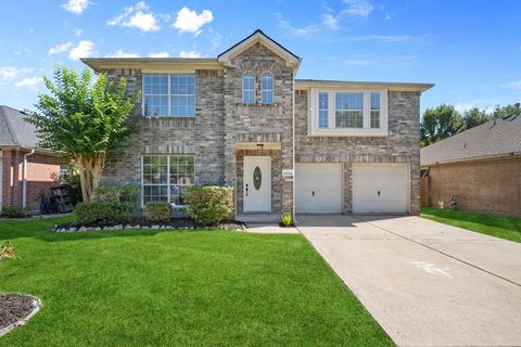 Homes For Sale - 18634 Artesian Way<br/> Humble, TX 77346