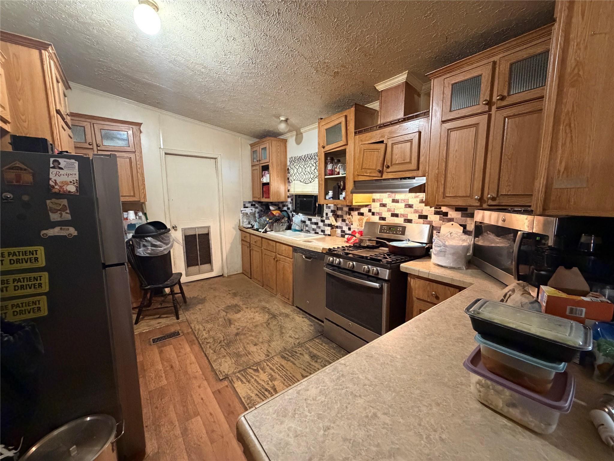 18667 Clover Path