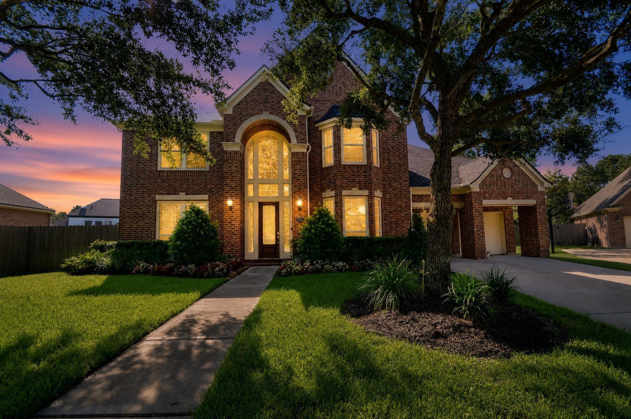 4711 Kings Landing Lane
