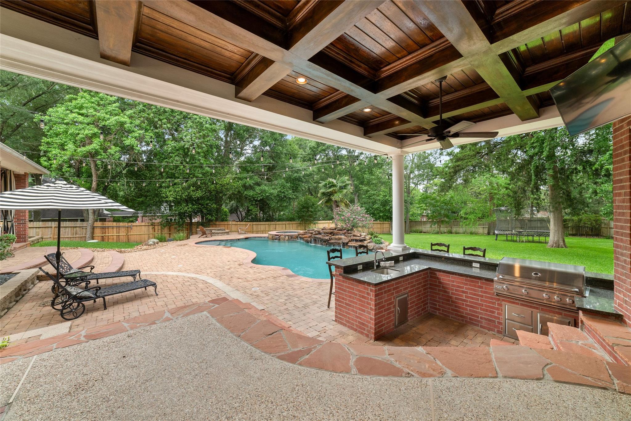 15318 Hunters Bend Dr Drive