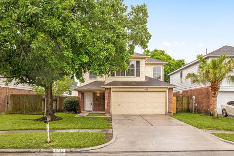 Photo of 6723 Bayou Crest Drive, Houston, TX 77088 (MLS # 66001793)