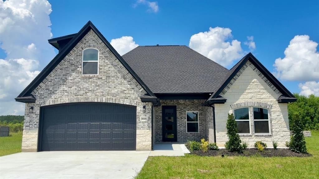 Photo of 5705 Essie Lane, Beaumont, TX 77713 (MLS # 31839218)