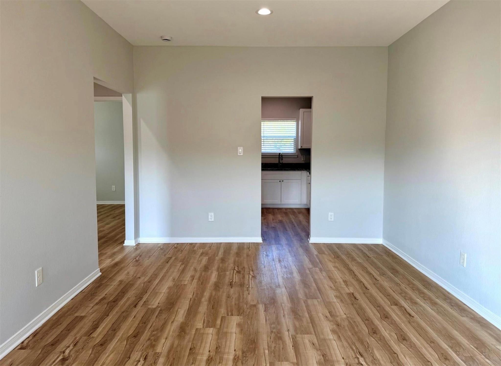 502 S Ross Sterling B