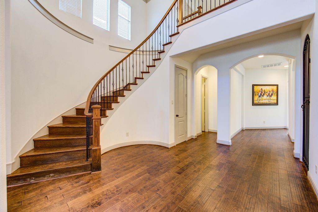 2834 Hollingsworth Pine Lane