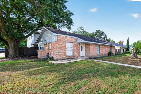 7003 SANDSWEPT LN, HOUSTON, TX 77086 - Image 6955f2b7e0cb05b7aa1c533d0664eb5c/3924940322