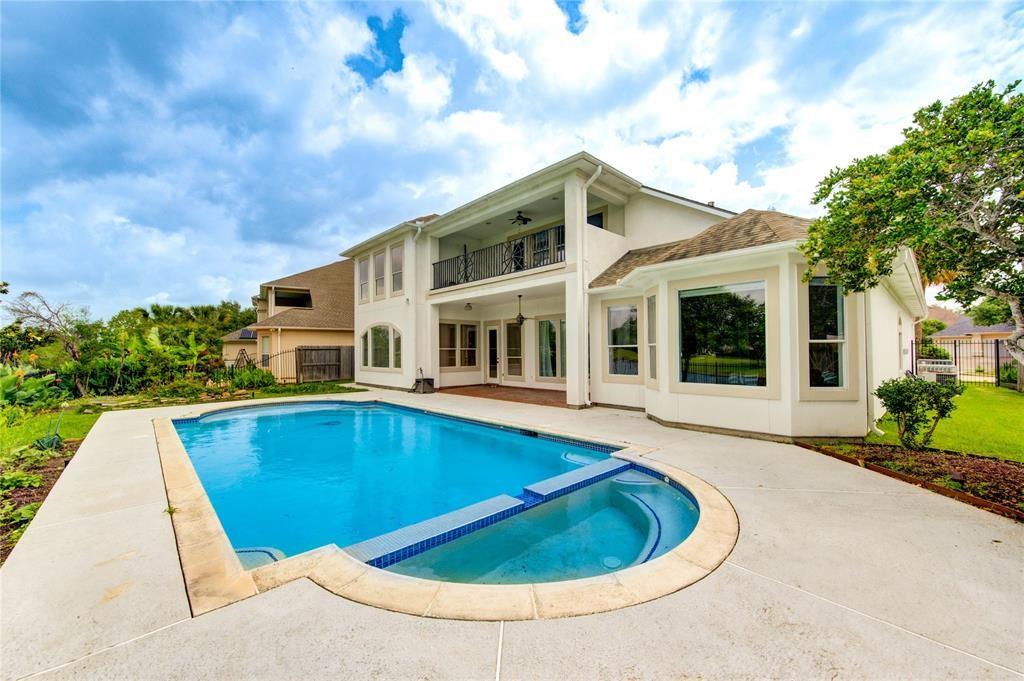 5318 Turning Leaf Lane