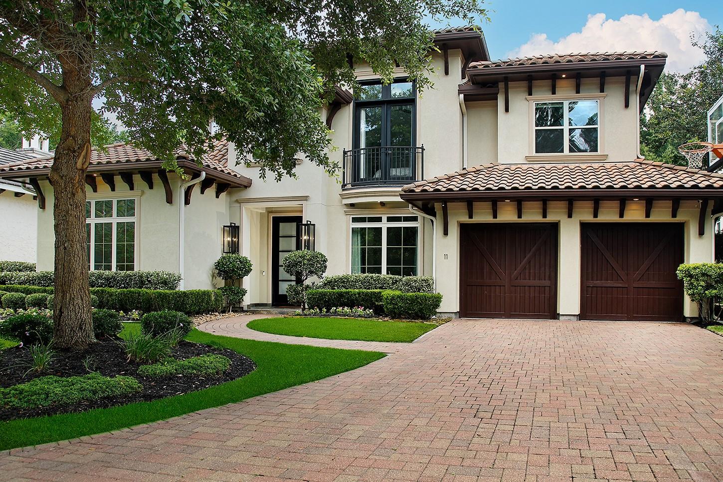 11 Karsten Creek Court