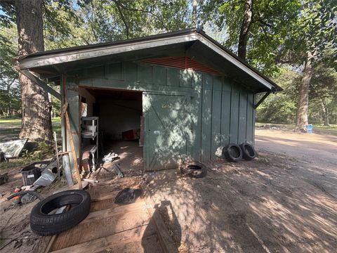 Tiny photo for 1173 County Road 370, Splendora, TX 77372 (MLS # 79242035)