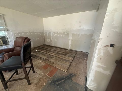Tiny photo for 1173 County Road 370, Splendora, TX 77372 (MLS # 79242035)