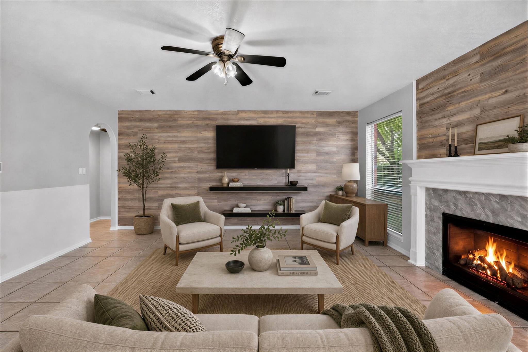 4122 Casa Del Lago Drive