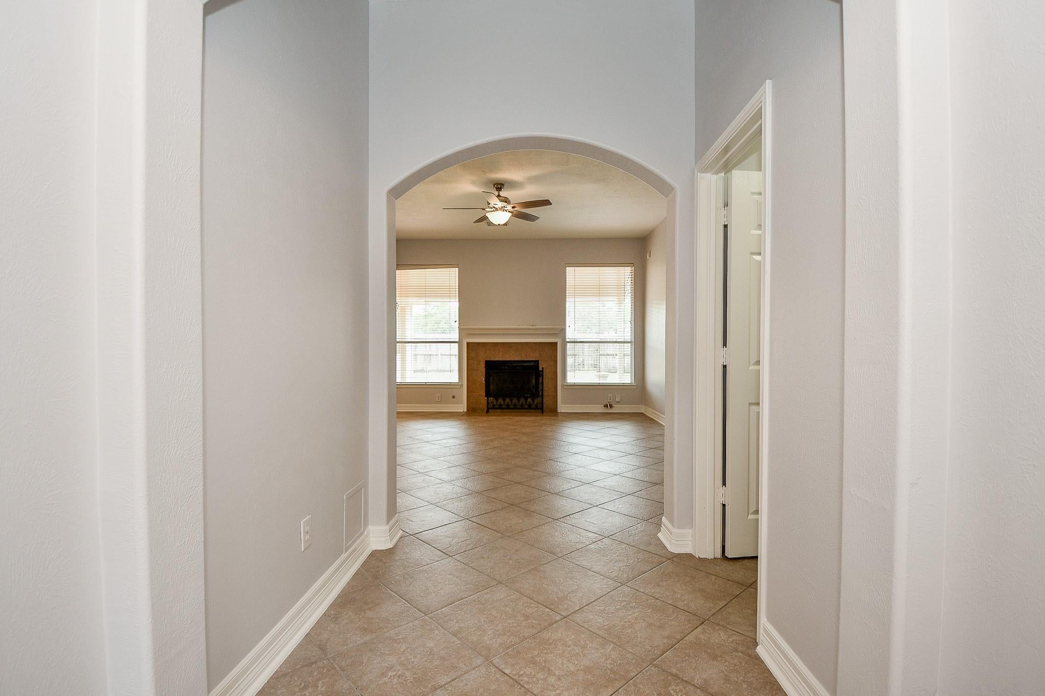 2811 Rayburn Ridge Drive