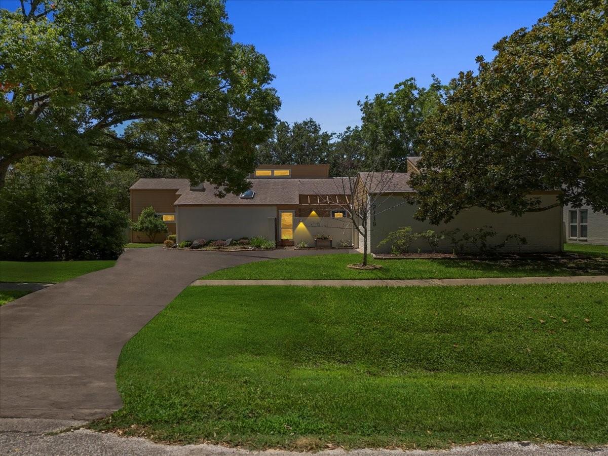 2119 Willow Dell Drive
