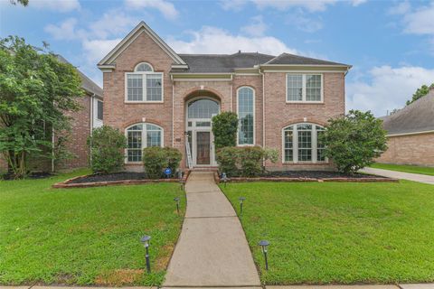 Photo of 13023 Dogwood Blossom Trail, Houston, TX 77065 (MLS # 904590)