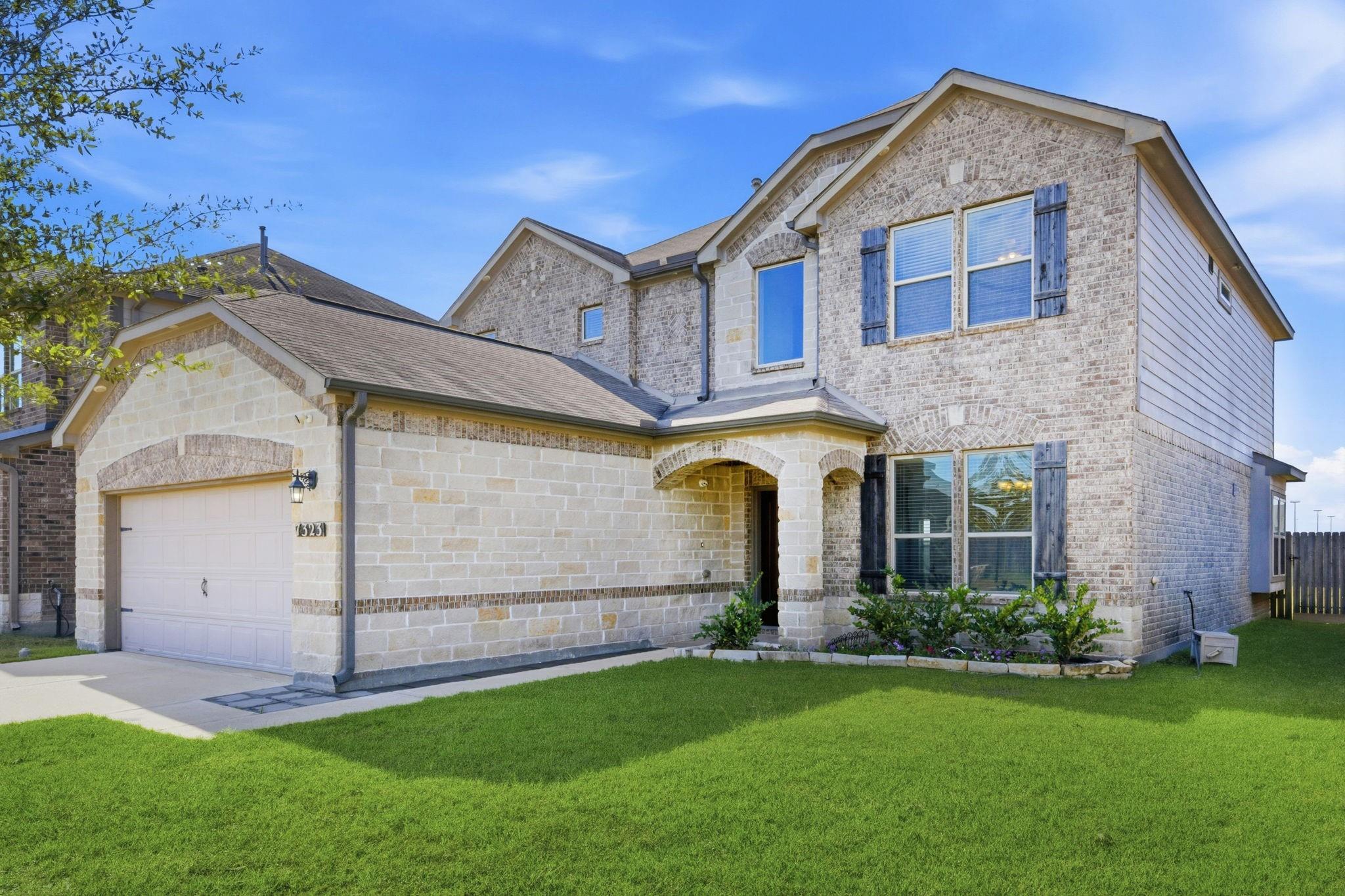 7323 Cypress Pin Oak Drive