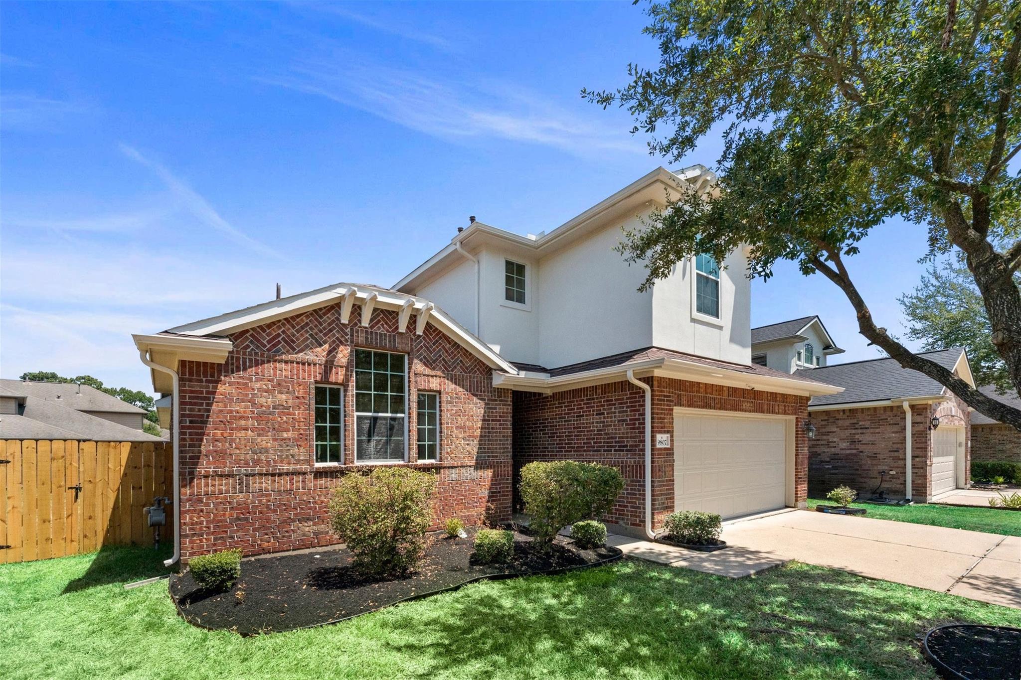 9807 Wellington Chase Lane