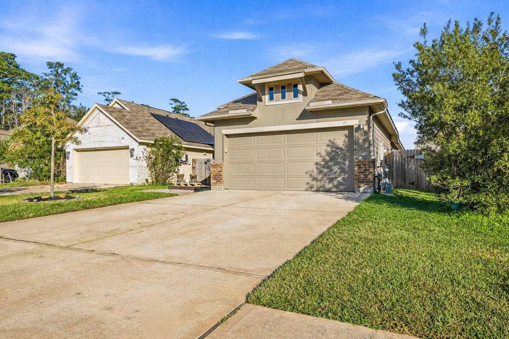 Photo of 2930 Yaupon Grove Lane, Conroe, TX 77385 (MLS # 44035130)
