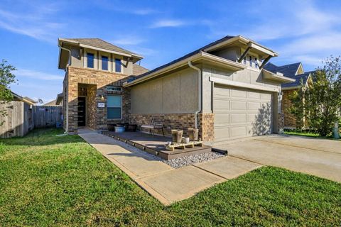 Photo of 2930 Yaupon Grove Lane, Conroe, TX 77385 (MLS # 44035130)