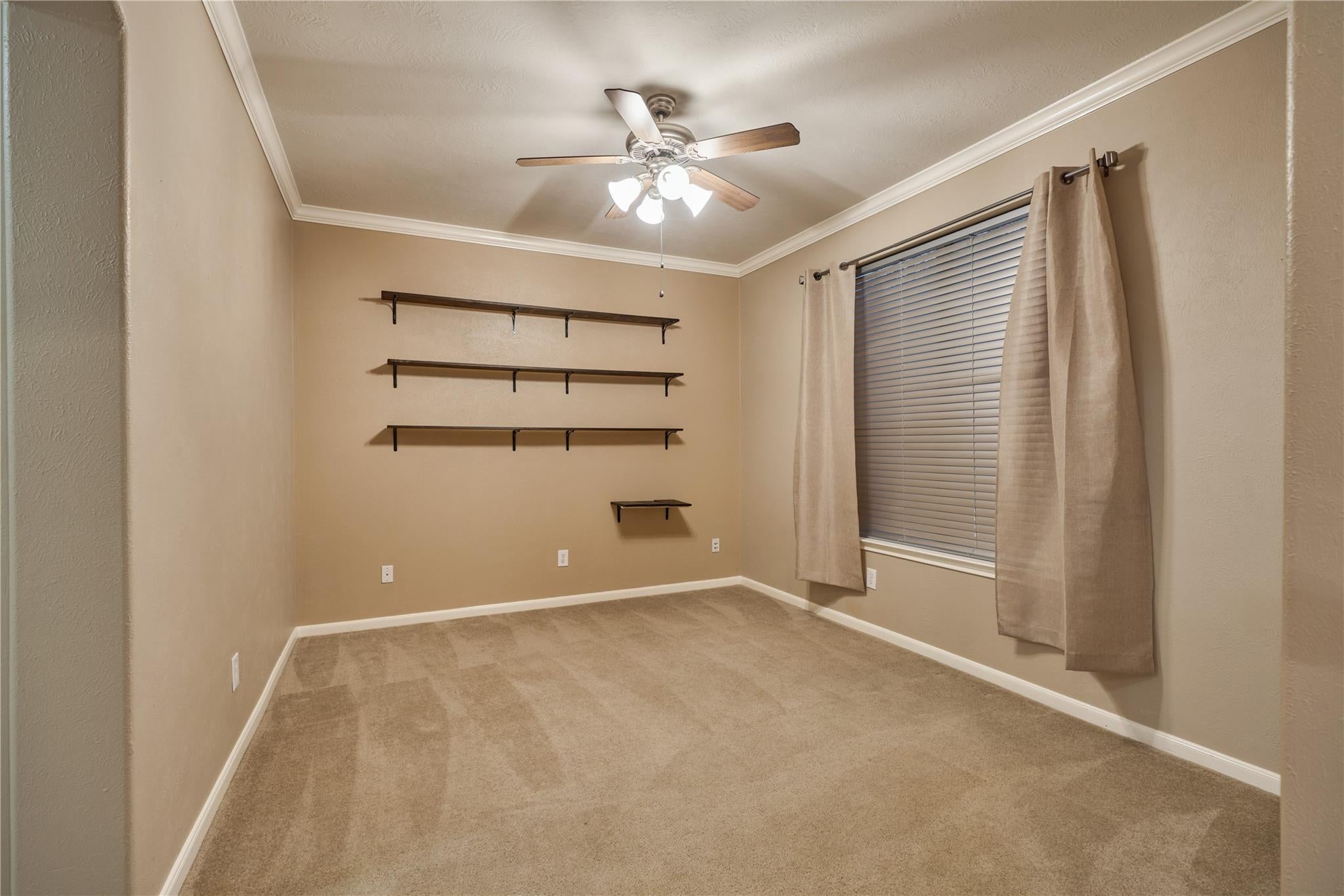 17250 Lafayette Hollow Lane