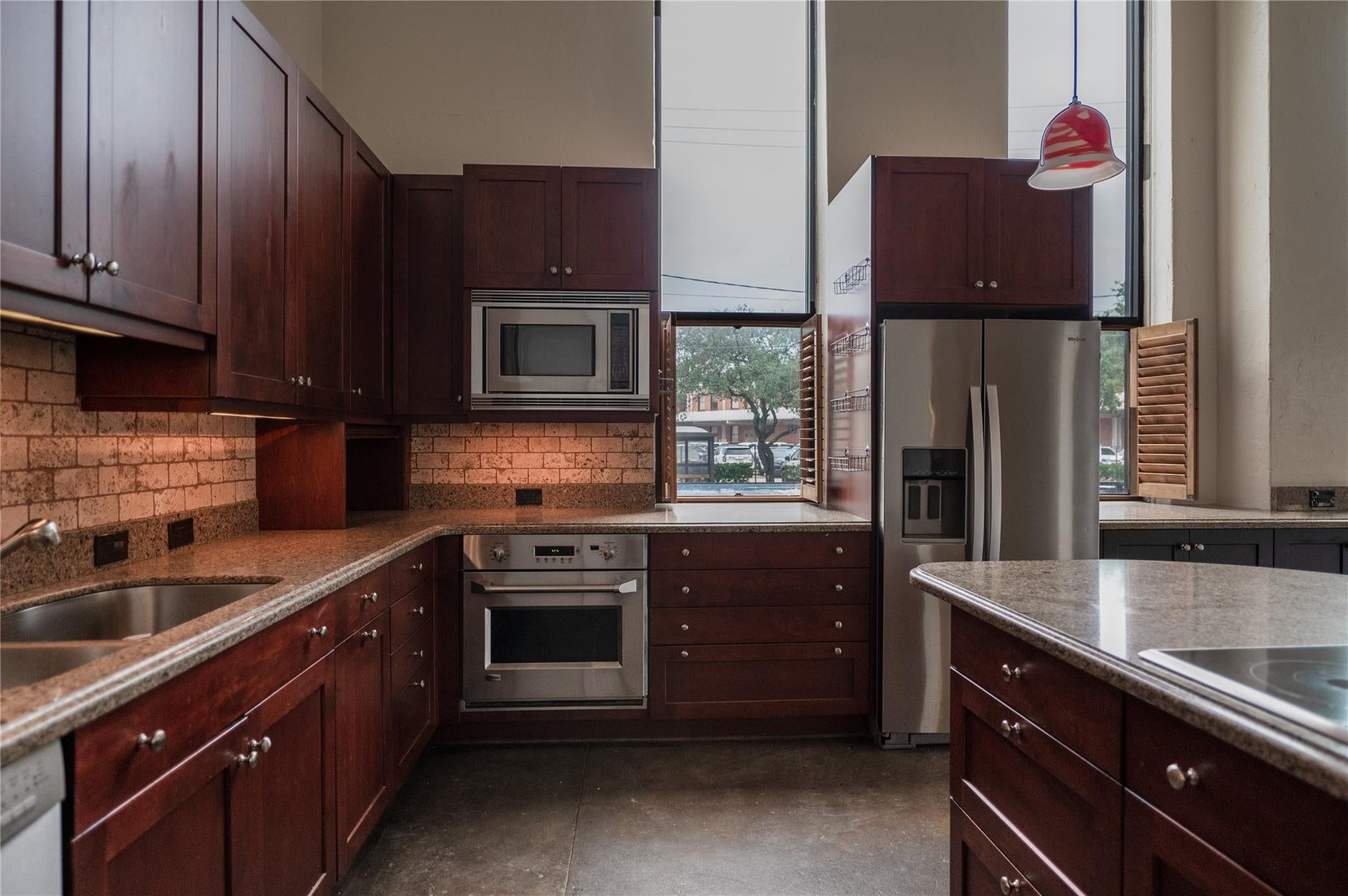 915 N San Jacinto Street 1AB