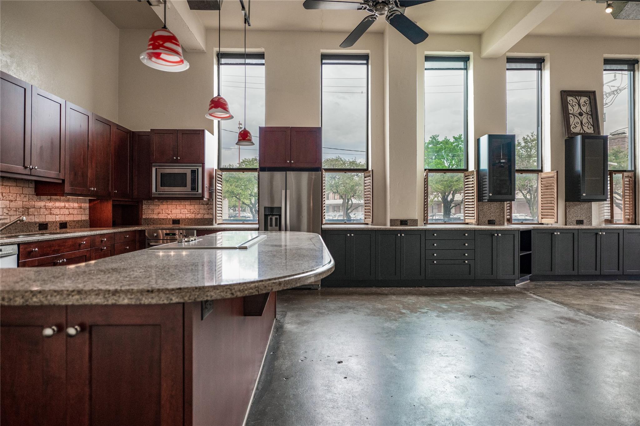 915 N San Jacinto Street 1AB