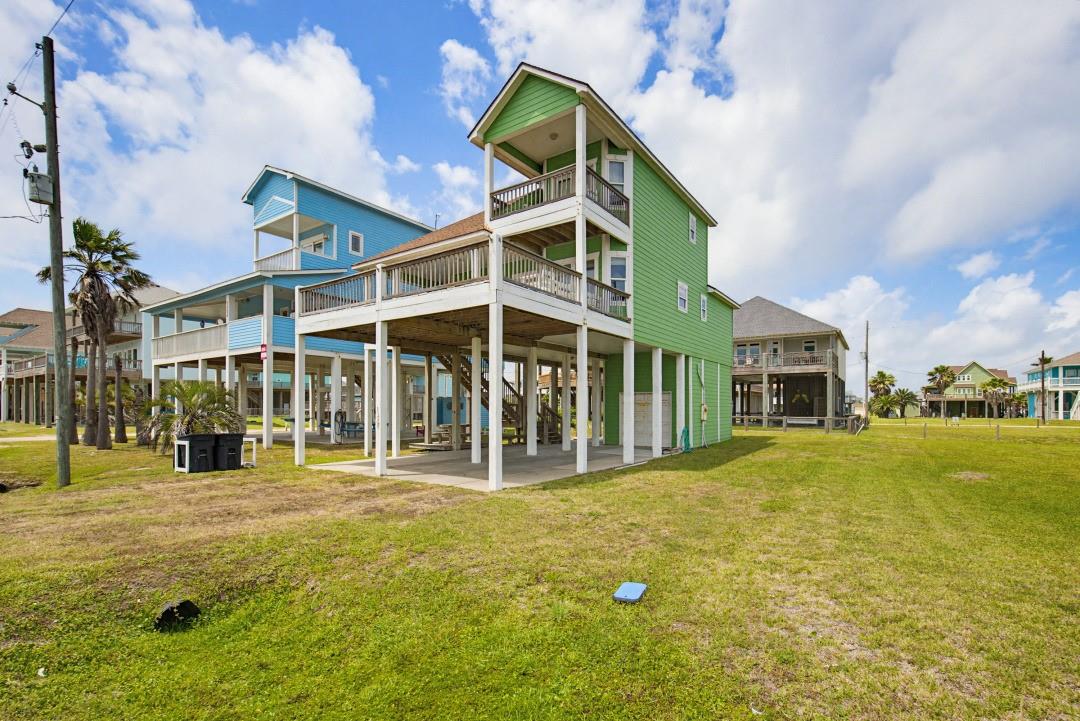 1327 Emerald Drive