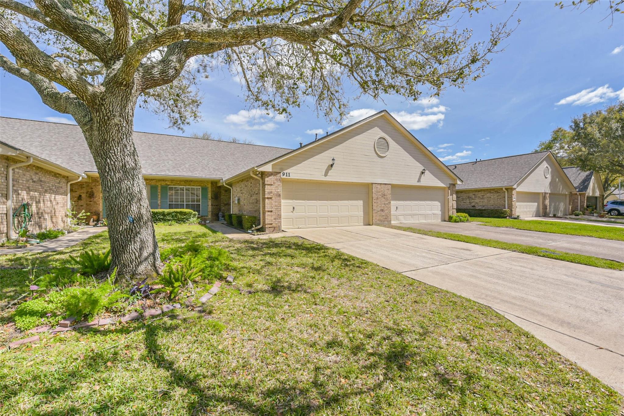 911 Woodfern Glen Lane