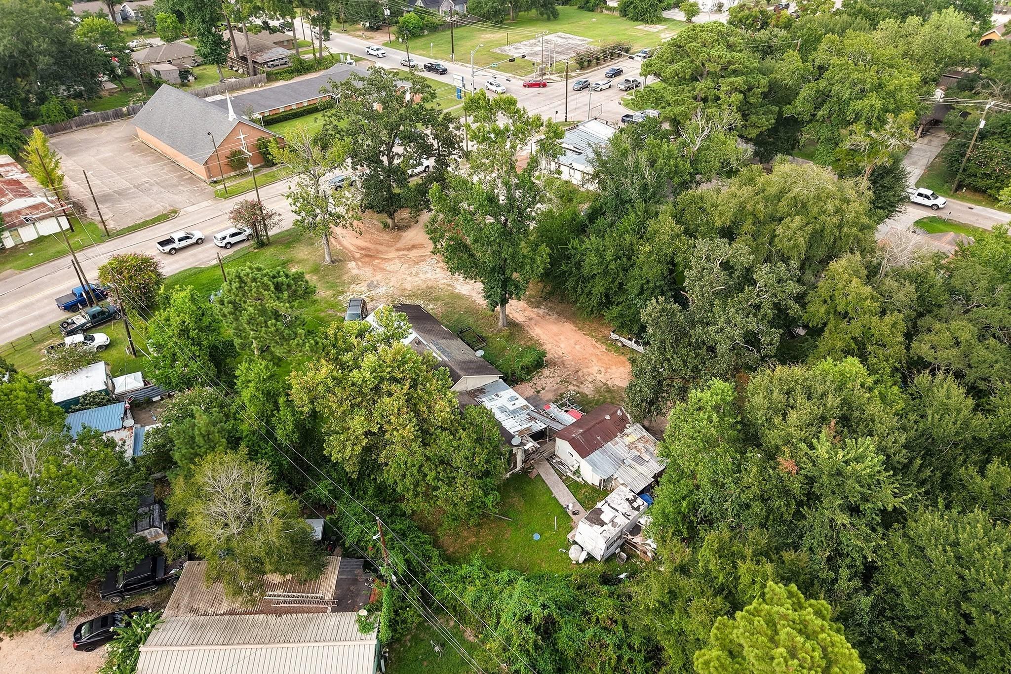 425 Silverdale Dr