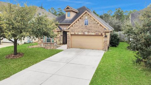 Homes For Sale - 10018 Lynnwood Drive<br/> Baytown, TX 77521