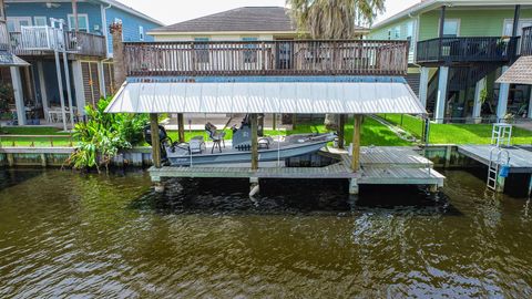 Photo of 436 Pompano Street, Bayou Vista, TX 77563 (MLS # 82603398)