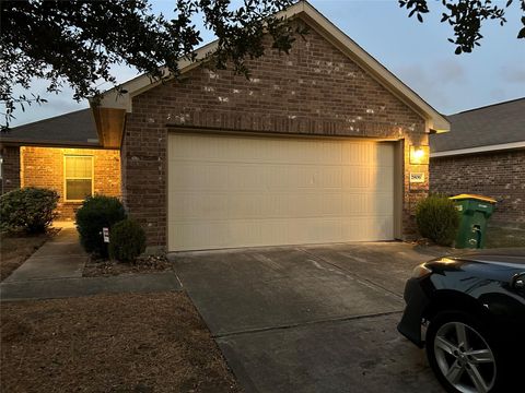 Photo of 2806 Morgensen Drive, Houston, TX 77088 (MLS # 91665300) Photo of 2806 Morgensen Drive, Houston, TX 77088 (MLS # 91665300)