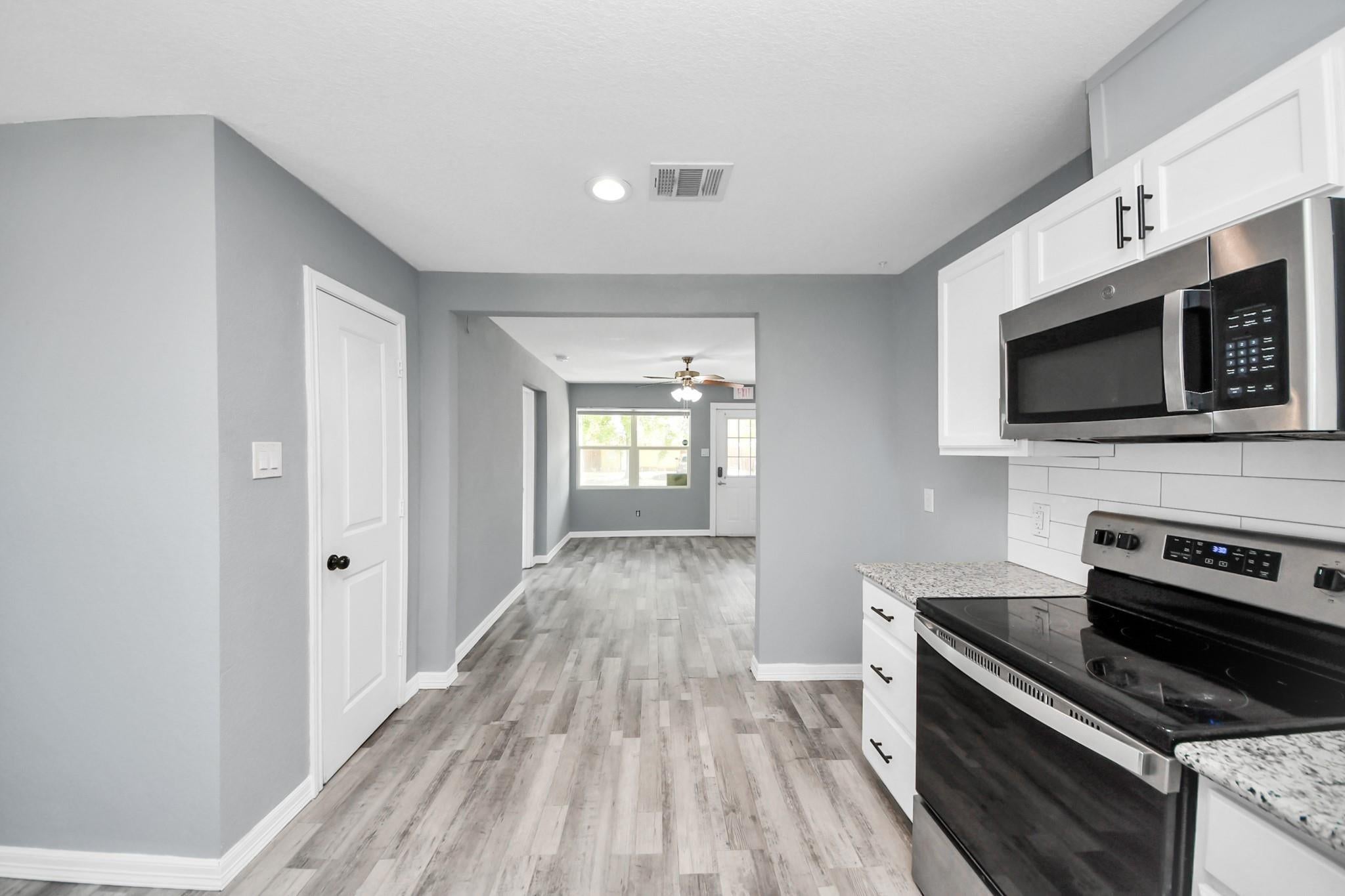 2102 Dewberry Lane